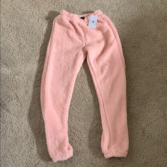 *SOLD* NWT Pink Teddy Borg Joggers - Picture 3 of 4